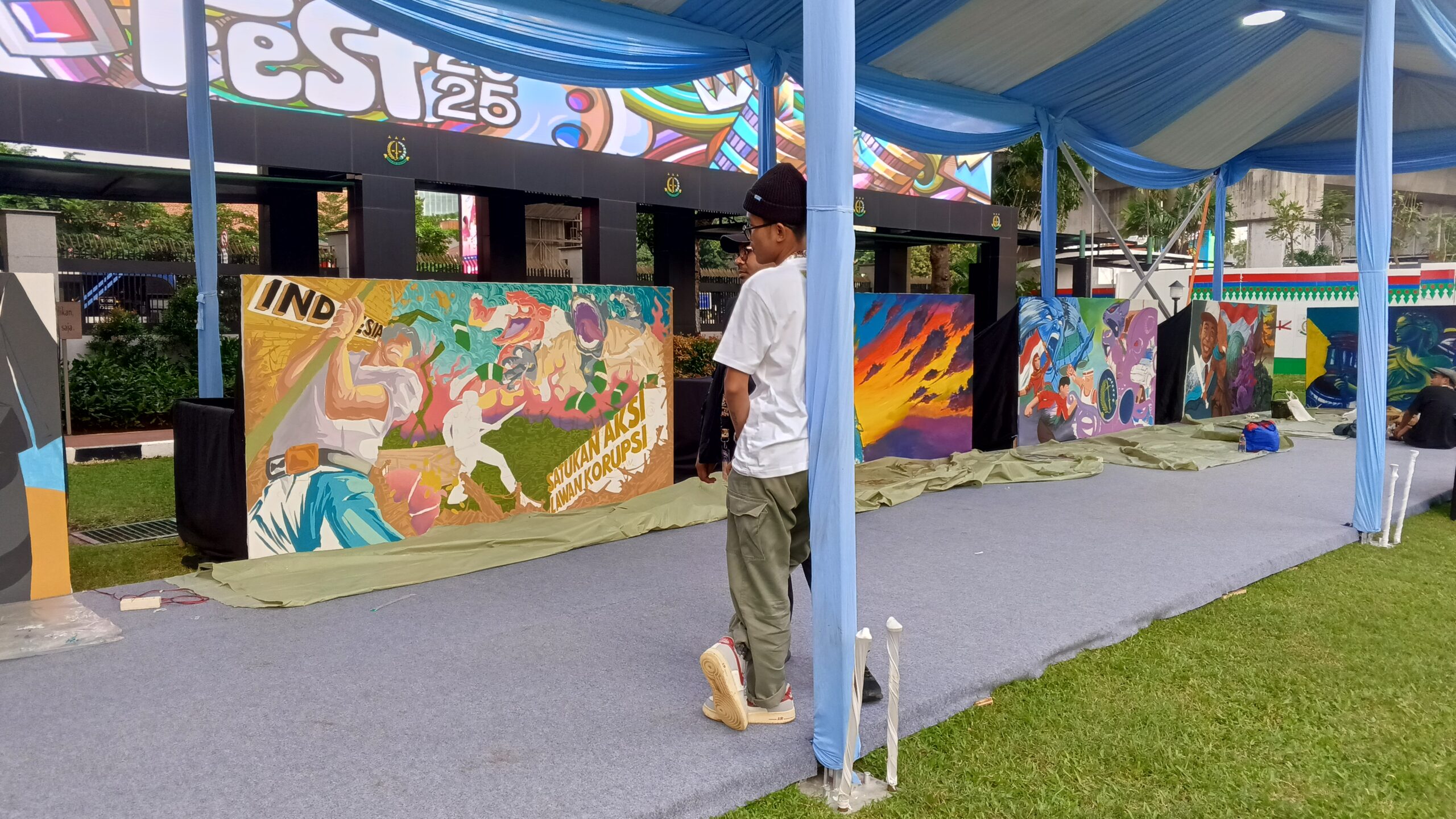Memahami Proses Artworking Mural Profesional